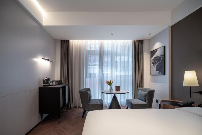 intercityhotel chongqing jiefangbei pedestrian street