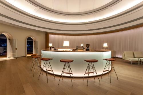 intercityhotel chongqing jiefangbei pedestrian street