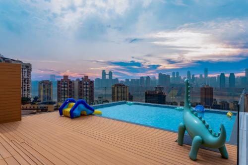 intercityhotel chongqing jiefangbei pedestrian street