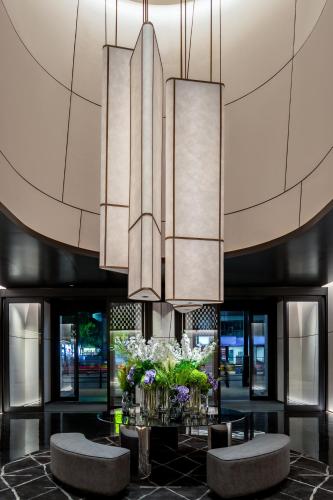 intercityhotel chongqing jiefangbei pedestrian street