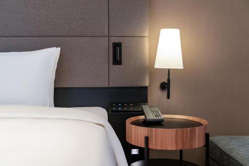 intercityhotel chongqing jiefangbei pedestrian street