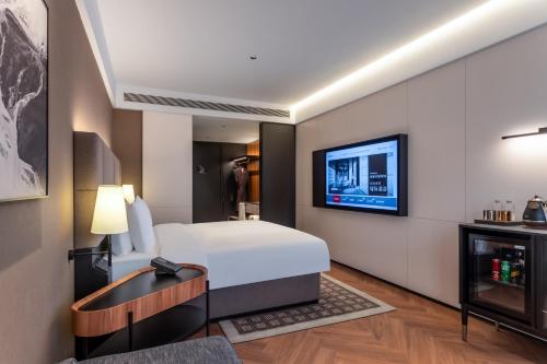 intercityhotel chongqing jiefangbei pedestrian street