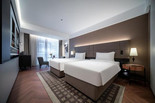 intercityhotel chongqing jiefangbei pedestrian street