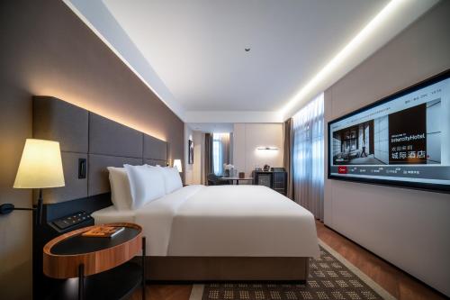 intercityhotel chongqing jiefangbei pedestrian street