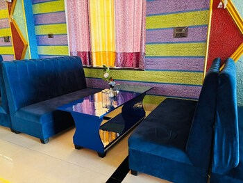 himani hotel