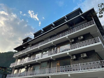 hotel the travica kasol