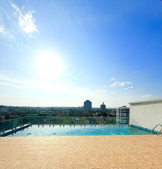 Marina Bay Square Westlands,,4 star