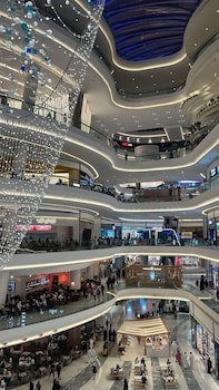 amazon hotel baku