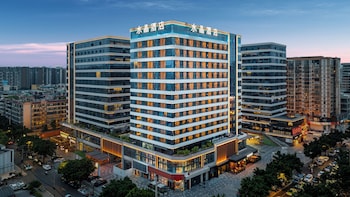 crystal orange hotel chengdu wuhouci hongpailou
