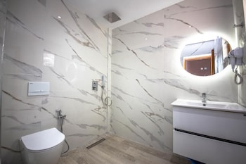 hotel perla ksamil