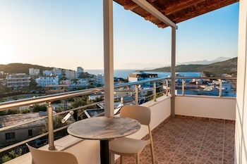 hotel perla ksamil
