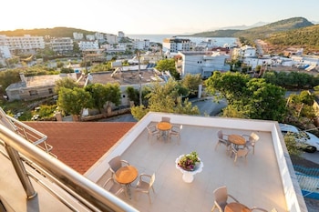 hotel perla ksamil