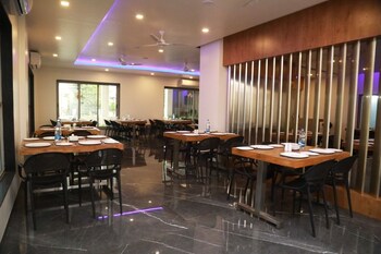 Hotel Orange Flag - Renuka Enterprises,,3 star