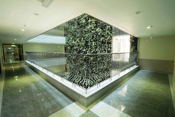 luminous leman luxury apartments
