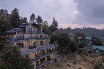 dharohar retreat mukteshwar