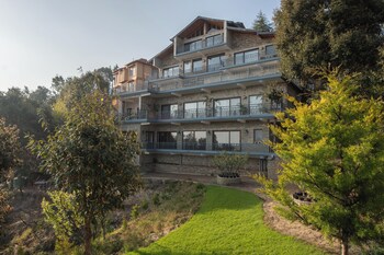 dharohar retreat mukteshwar