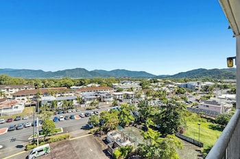 the oceanfront cairns