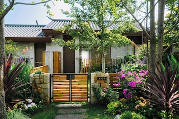 clouds villa