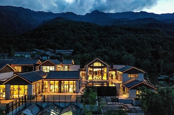 clouds villa