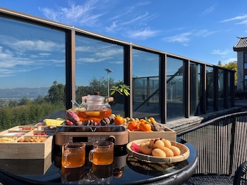 clouds villa