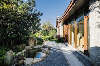 clouds villa
