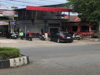 hotel o near rahmat international wildli