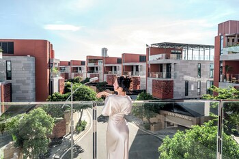 regal villas