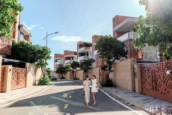 regal villas