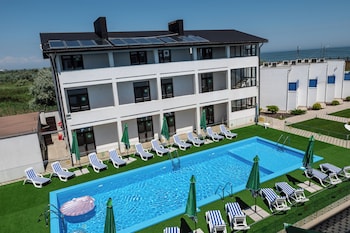 weekend family hotel