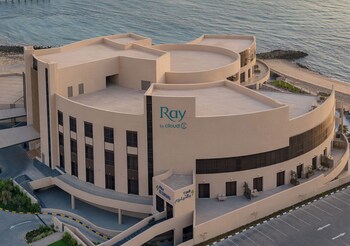 ray hotel by cloud 7