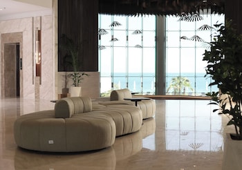 ray hotel by cloud 7