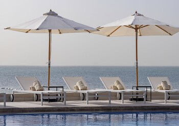 Ray Hotel By Cloud 7,,4 star