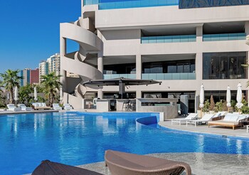 ray hotel by cloud 7