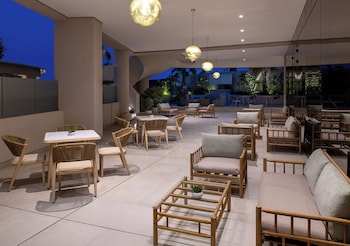 ray hotel by cloud 7