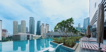 jewel oxley by klcc park suites