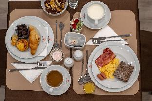Dinya Lisbon Hotel,Rua Ilha Do Pico, 3,3 star