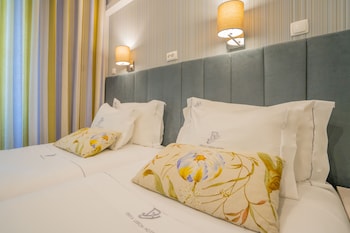 dinya lisbon hotel