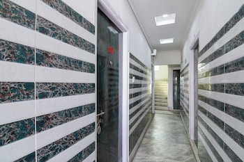 via ayush villa hiland park