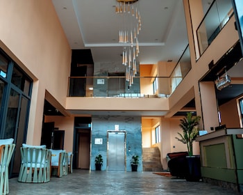 Play Hotel,,3 star