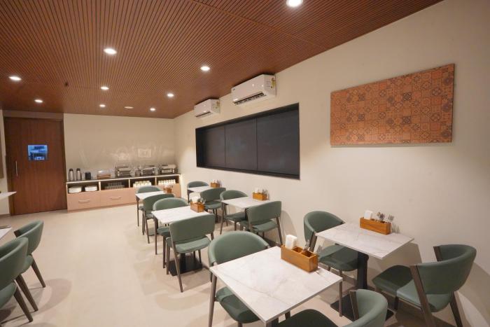 hotel jubilee park hitech city