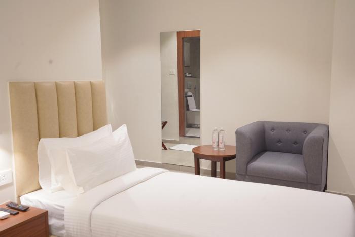 hotel jubilee park hitech city