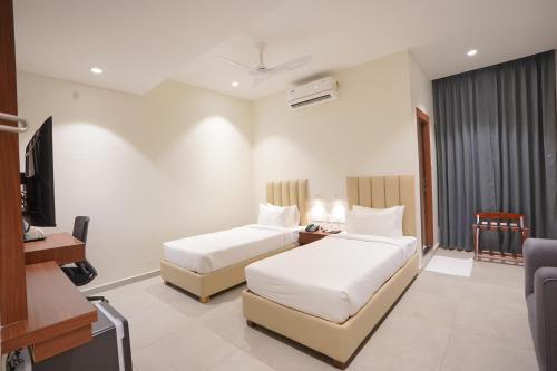 hotel jubilee park hitech city