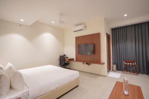 hotel jubilee park hitech city