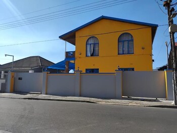 Neo Ruks Guest Houses Parow,,4 star