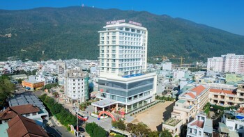 the golden crest quy nhon hotel