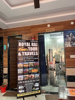 hotel royal raj
