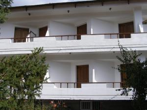 neos omalos