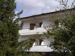 neos omalos