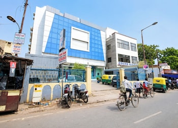 hotel v international inn agra