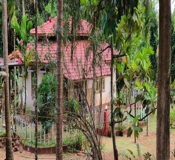 Ghar Mithbavkaranche,,2 star